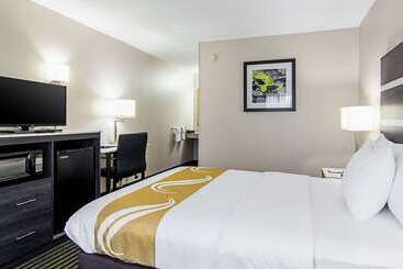 هتل Quality Inn  Savannah I95