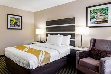 هتل Quality Inn  Savannah I95