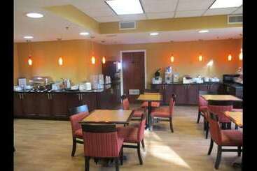 هتل Quality Inn Norman Near University