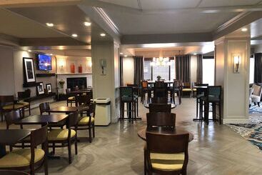 هتل Wingate By Wyndham Baltimore Bwi Airport