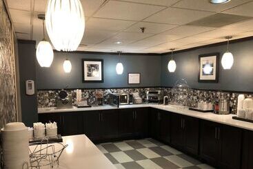 هتل Wingate By Wyndham Baltimore Bwi Airport