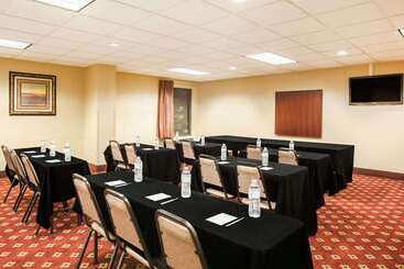 هتل Wingate By Wyndham North Little Rock