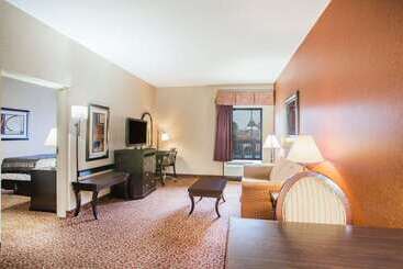 هتل Wingate By Wyndham North Little Rock