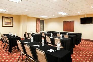 هتل Wingate By Wyndham North Little Rock