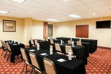 هتل Wingate By Wyndham North Little Rock