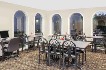 مُتل Super 8 By Wyndham Morton Grove/chicago