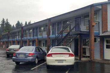 مُتل Super 8 By Wyndham Vancouver East