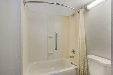 Surestay Plus Hotel By Best Western Tempe University