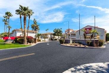 Surestay Plus Hotel By Best Western Tempe University