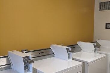 Surestay Plus Hotel By Best Western Tempe University