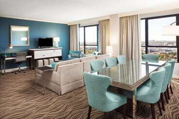 Wyndham Lake Buena Vista Resort Disney Springs® Resort Area
