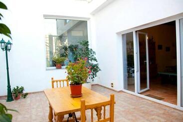 3 Bedrooms House With Jacuzzi Furnished Terrace And Wifi At Benicarlo 5 Km Away From The Beach