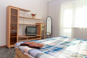Apartment On Tolstogo St. 25