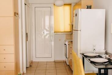 Best House, Nirvana Ii, Patra