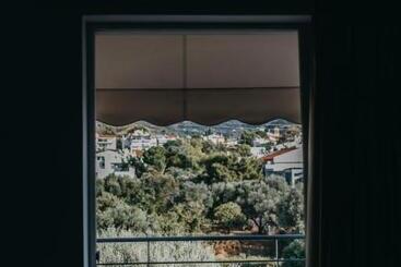 Best House, Nirvana Ii, Patra