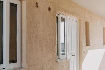 Best House, Nirvana Ii, Patra