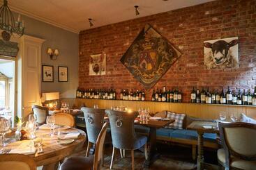 هتل The Duncombe Arms