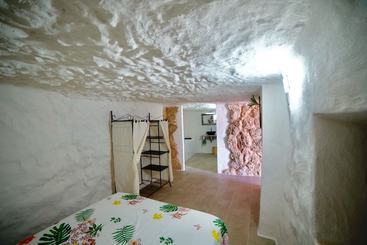 Las Colmenas