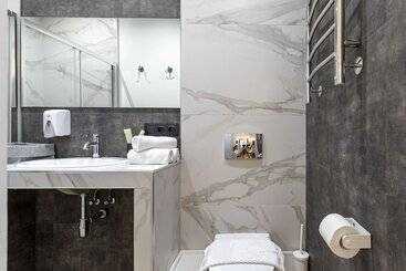 Apart Hotel M28