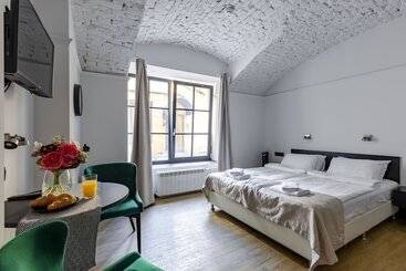 Apart Hotel M28