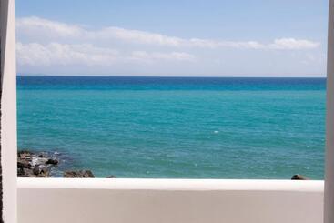 پانسیون Vrahos