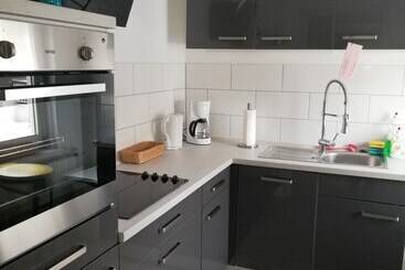 Eleonora Apartment