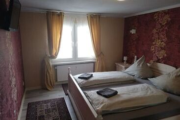 Eleonora Apartment