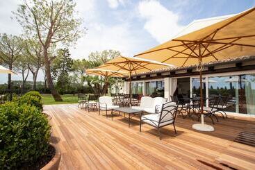 هتل Casa Tua Spa Resort