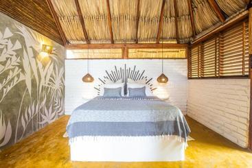 هتل Gitana Del Mar Boutique Beach Resort