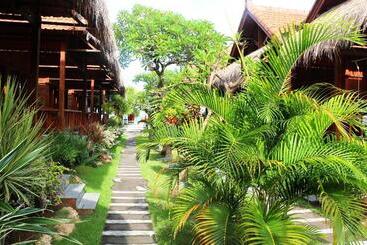 هتل Pemedal Beach Resort