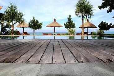 هتل Pemedal Beach Resort