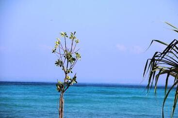 هتل Pemedal Beach Resort
