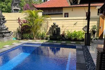 هتل Teluk Karang Dive & Spa Resort