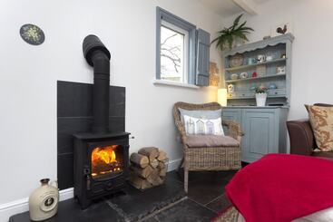 Vale View Cottages The Coach House