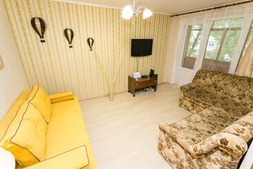 Apartment On Perunovskiy 4 10