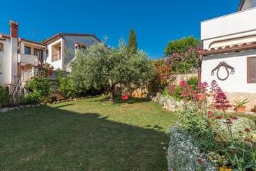 Apartments Loredana
