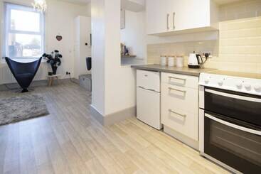 Central Exeter Apartment