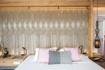 Domus Aqua, Member Of Domus Elegance Collection