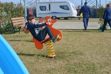 هتل Camping Verona Village