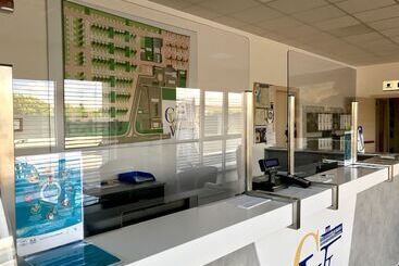 هتل Camping Verona Village