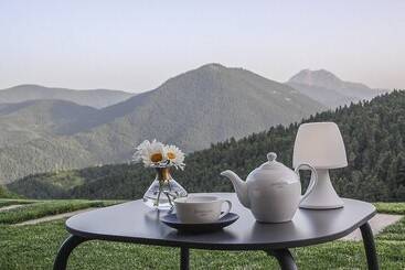 هتل Escapade Luxury Residences