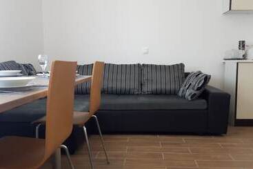 پانسیون Apartments And Rooms Danijel