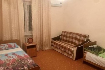 پانسیون Sadorini Guest House