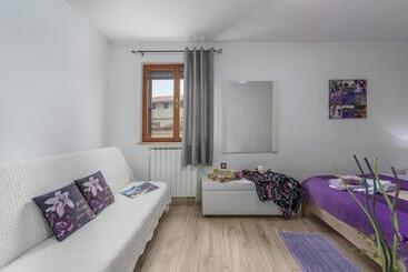 Apartments Ana Vodnjan