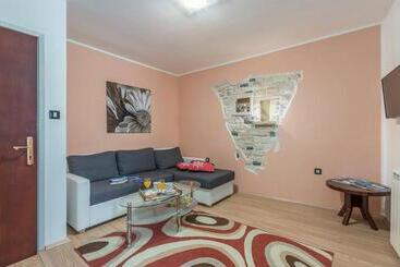 Apartments Ana Vodnjan
