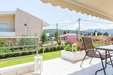 Bright & Spacious Two Floor Family Garden Home