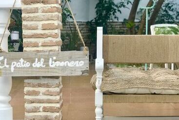 El Patio Del Limonero