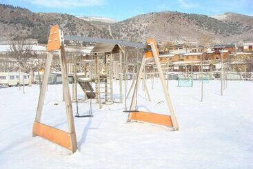 هتل Solana Del Segre   Campsite