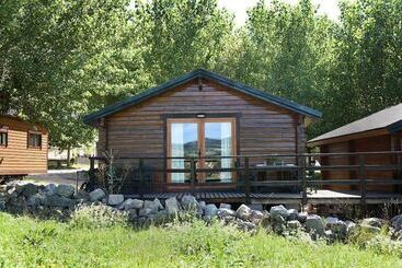 هتل Solana Del Segre   Campsite