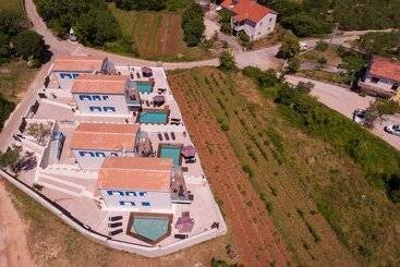 Pax Houses